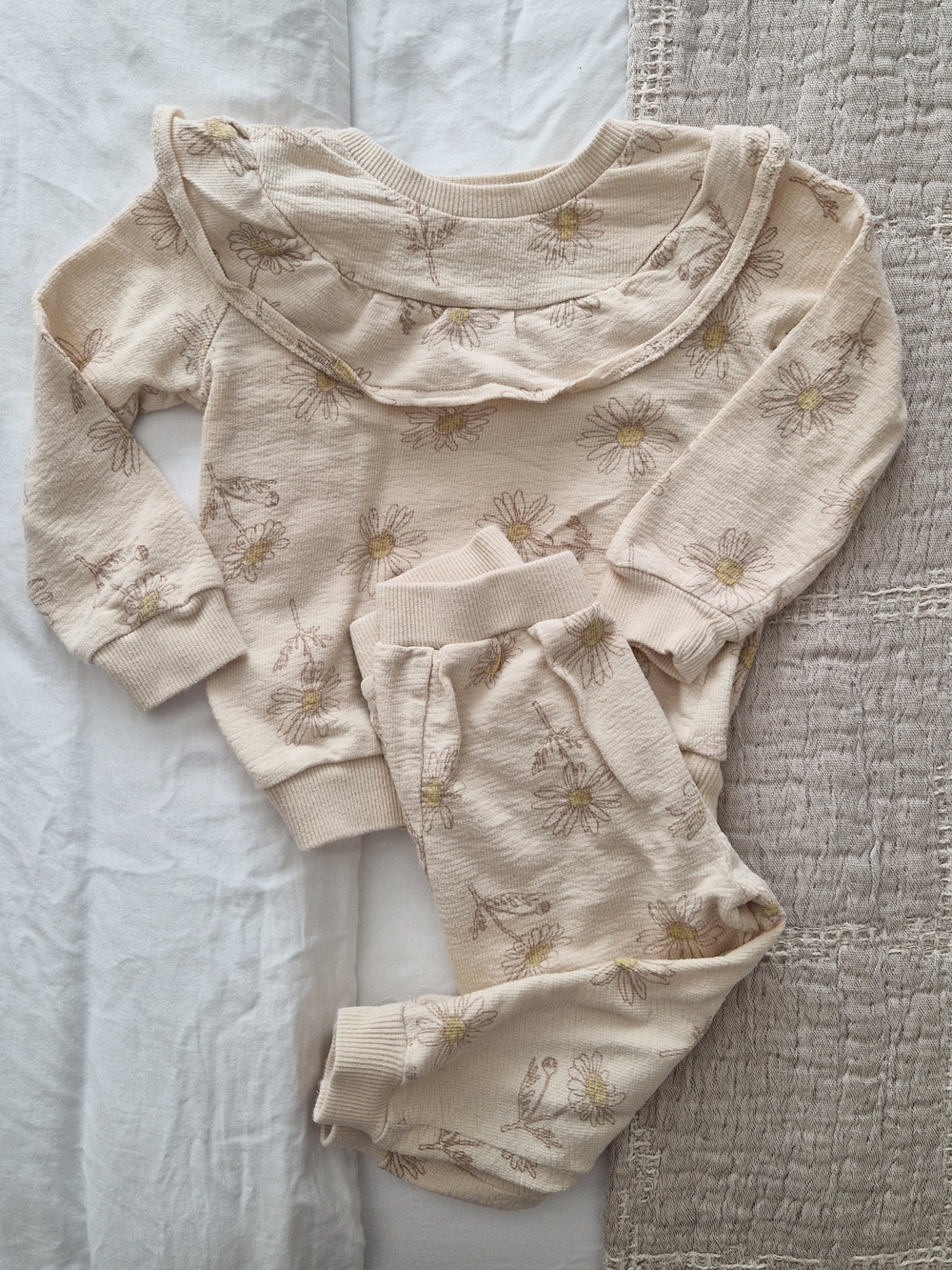 Kids Daisy Ruffle Matching Set - Cream